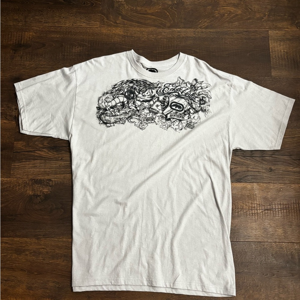 Ecko Unlimited White Graphic Tee